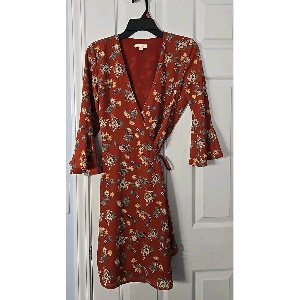 Gilli Womans Wrap Dress 3/4 Bell Sleeve Size Small Rust Florial